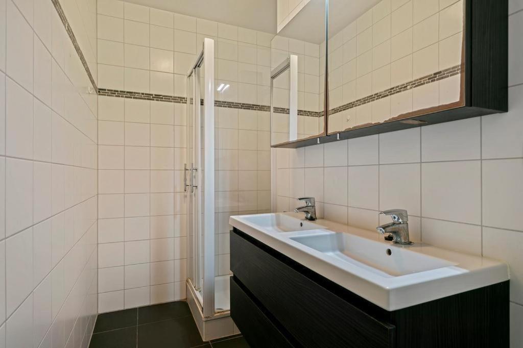 Apartment In Heart Of Brussel City With Balcony View Buitenkant foto